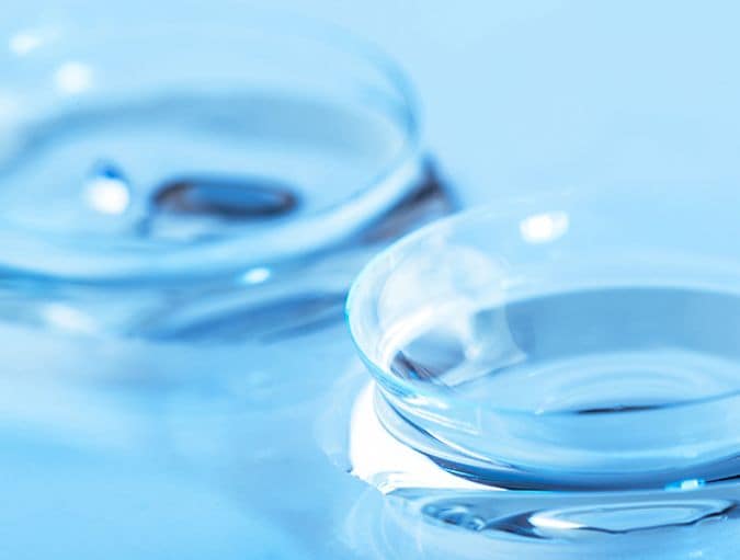 Myths_about_contact_lenses_row_1