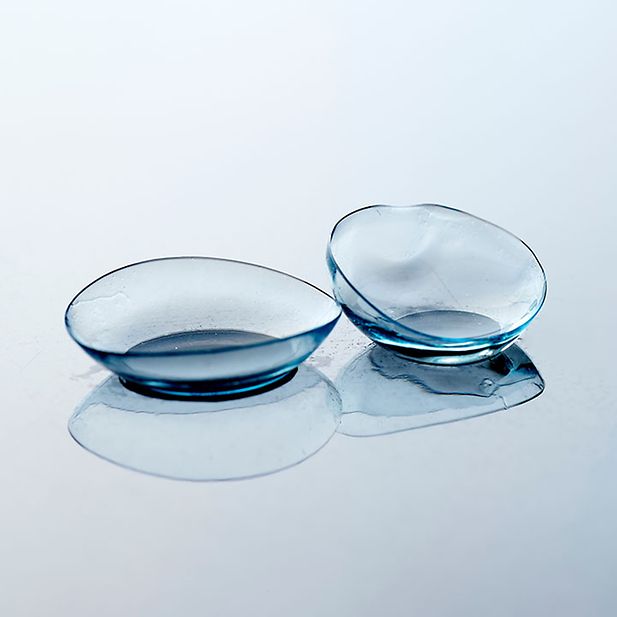 Flushing_your_contact_lenses_row_4