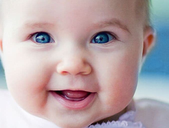 Eye_colour_change_in_babies_row_1