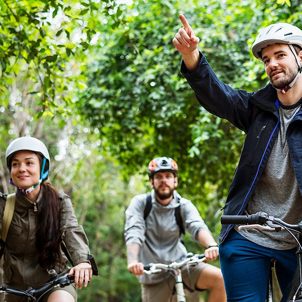 Cycling_with_contact_lenses_row_4