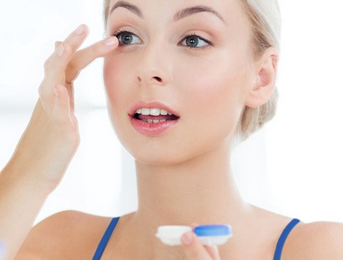 how_to_avoid_ripping_contact_lenses_row_1